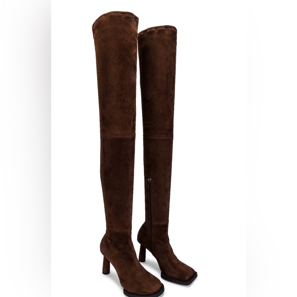 JACQUEMUS
Les Bottes Carre Rond